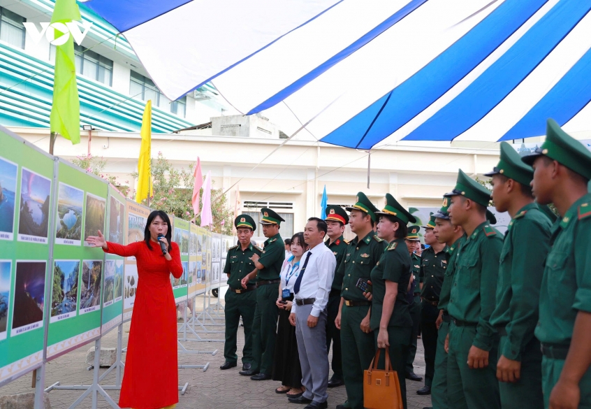 Trưng bày gần 150 ảnh, giới thiệu vẻ đẹp đa dạng của vùng đất Gia Lai