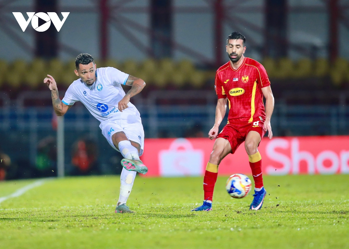 truc tiep selangor 2-1 nam Dinh no luc tim ban go hinh anh 2