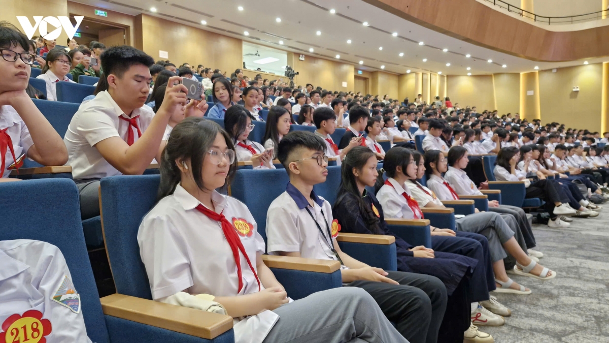 Lào Cai tuyên dương gần 270 học sinh có thành tích xuất sắc năm học 2025-2026