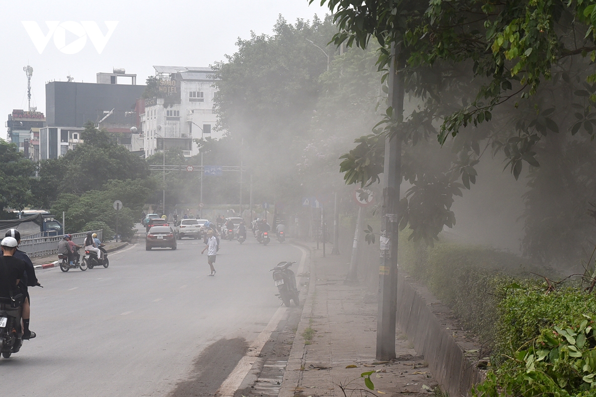 dan che mieng, bit mui vi bui trang duong khi pha do xay cau tran hung Dao hinh anh 7