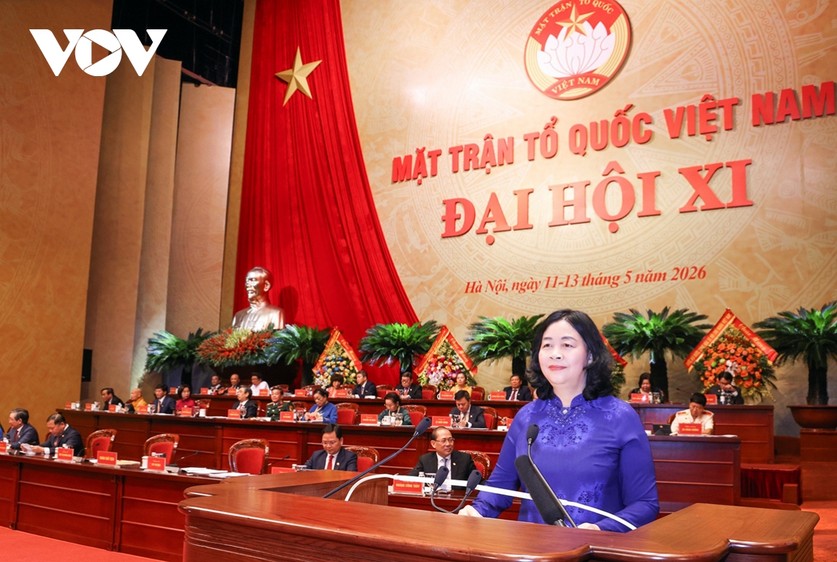 vietnam fatherland front leader bui thi minh hoai re-elected at vff congress picture 1