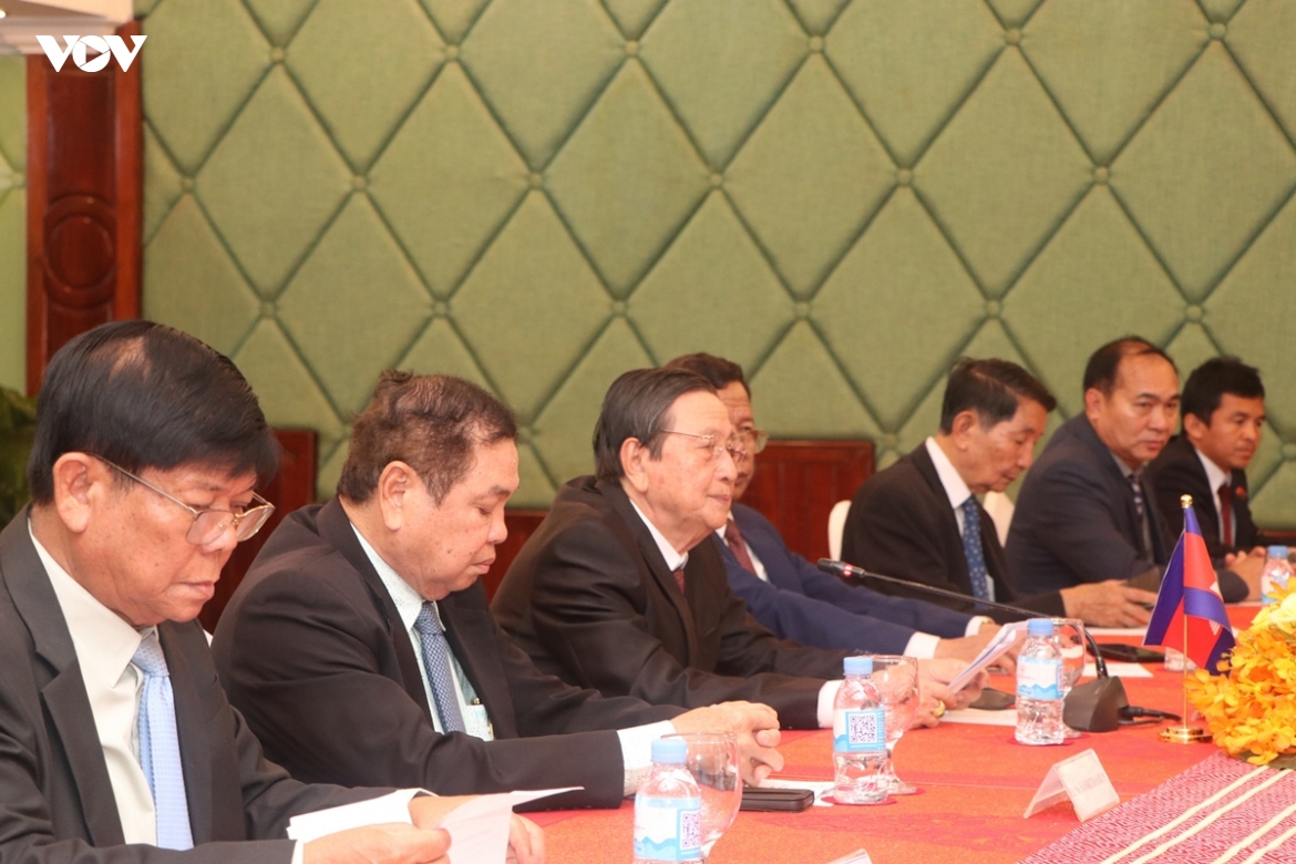 truong ban tuyen giao va dan van trung uong lam viec tai tinh siem reap, campuchia hinh anh 3