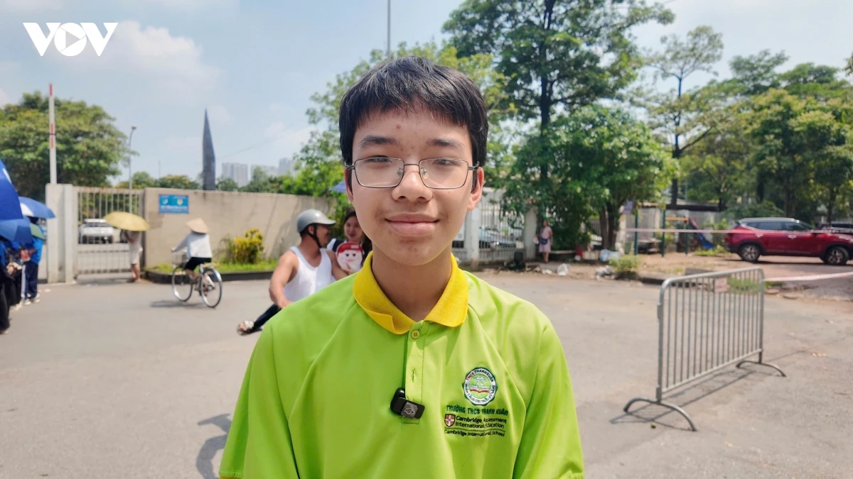 De toan vao lop 10 ha noi thi sinh noi de dat 8 diem, kho dat diem tuyet doi hinh anh 4