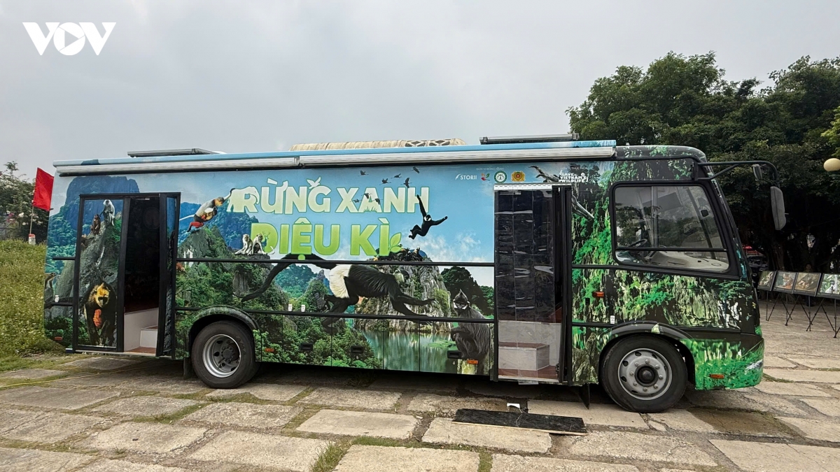 ra mat trung tam thien nhien luu dong tai ninh binh, gan du lich voi bao ve moi truong hinh anh 2