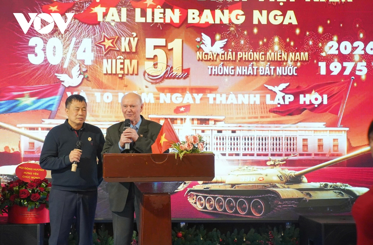 hoi cuu chien binh vn tai lb nga ky niem 51 nam ngay giai phong mien nam hinh anh 2