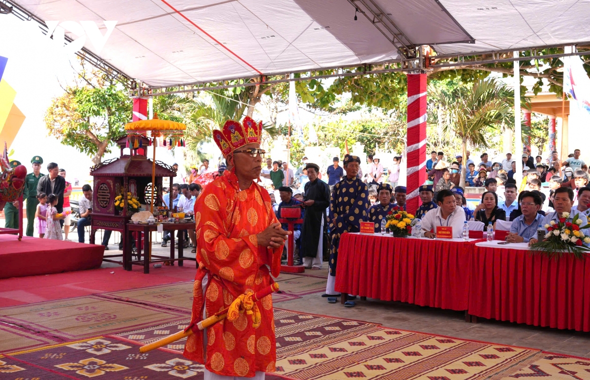 ve ly son du le khao le the linh hoang sa linh thieng hinh anh 3
