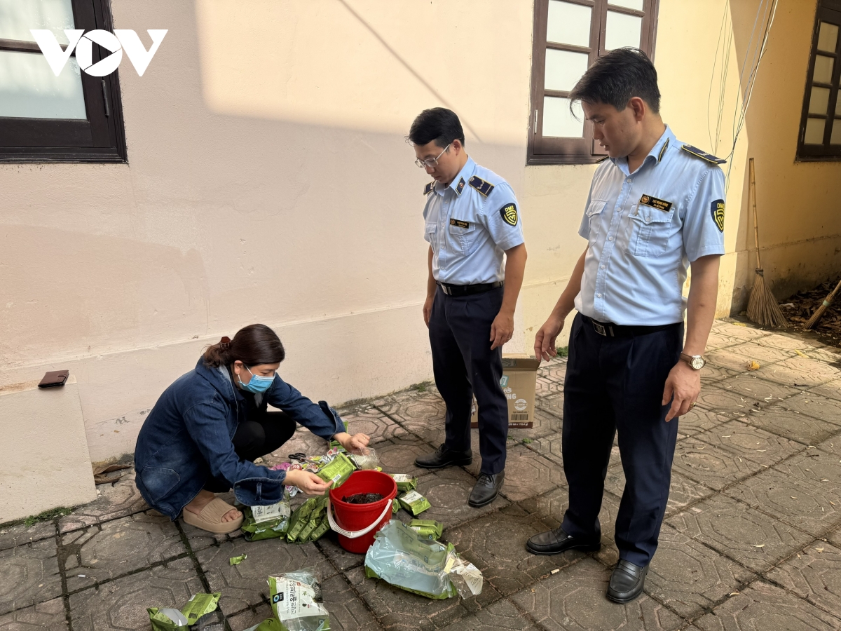 siet chat kiem soat, xu ly thuc pham khong an toan o bac ninh hinh anh 2