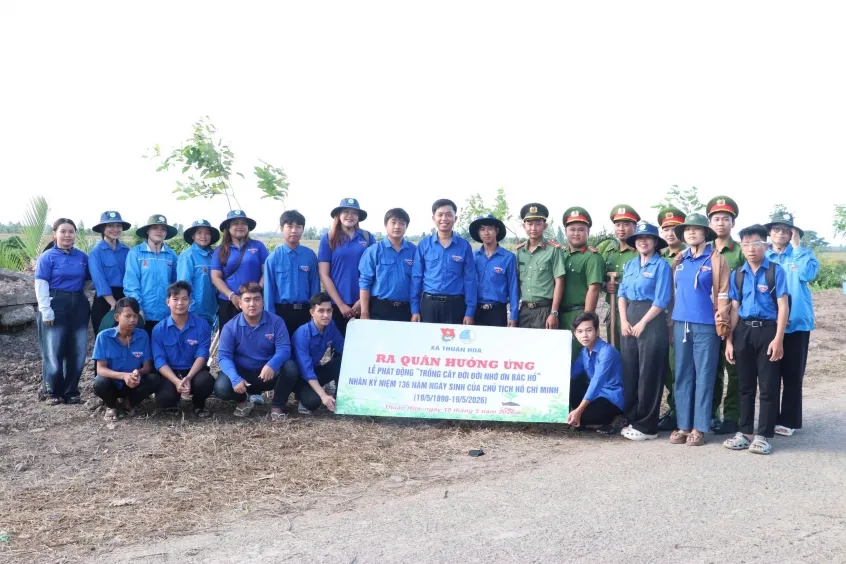 can tho phu xanh cac tuyen duong nong thon hinh anh 3