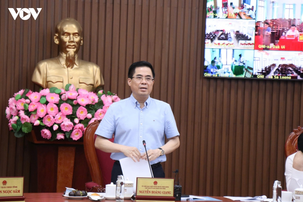 quang ngai gan danh gia can bo voi ket qua thuc hien tang truong kinh te hinh anh 2