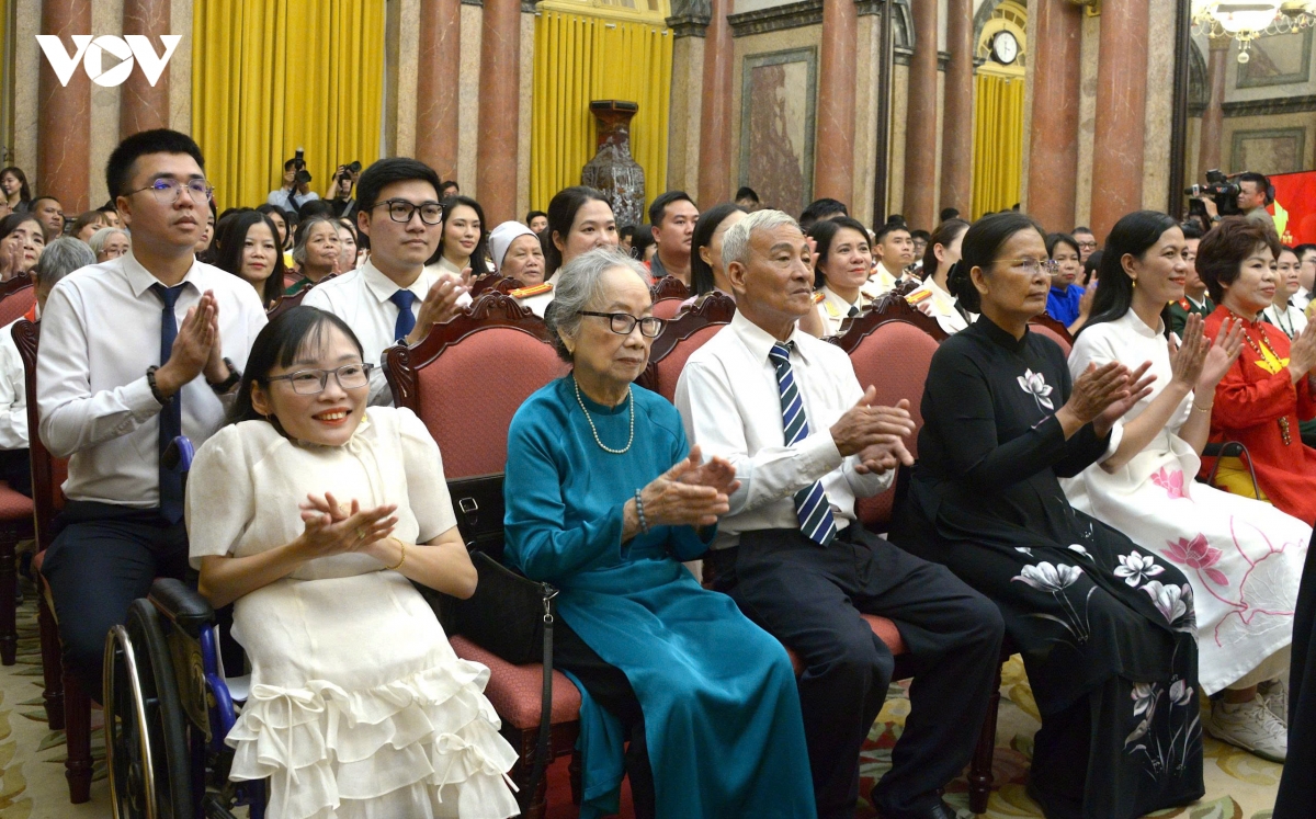tong bi thu, chu tich nuoc to lam moi viec tu te deu lam cho xa hoi am ap hon, nhan van hon hinh anh 3