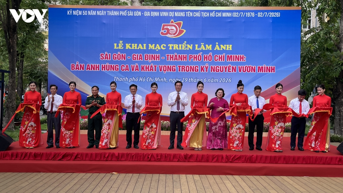 trien lam 185 buc anh quy suot qua trinh phat trien sai gon-gia Dinh-tp.hcm hinh anh 1