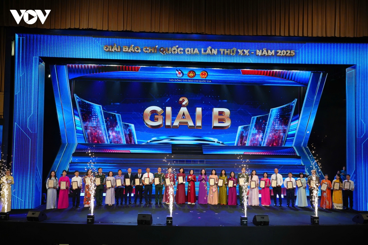 toan canh le trao giai bao chi quoc gia lan thu xx - nam 2025 hinh anh 12