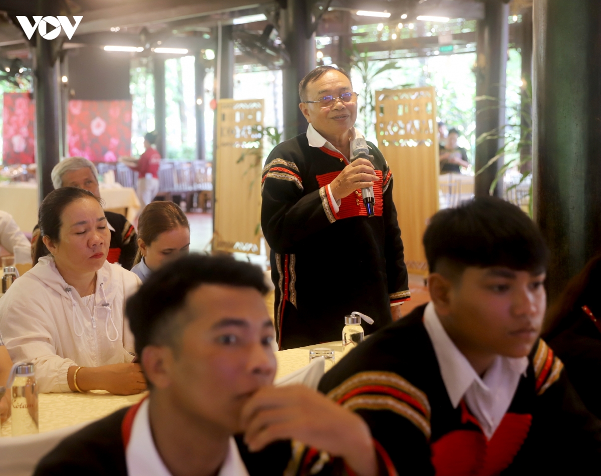 truyen day su thi, loi noi van Ede cho the he tre tai Dak lak hinh anh 2