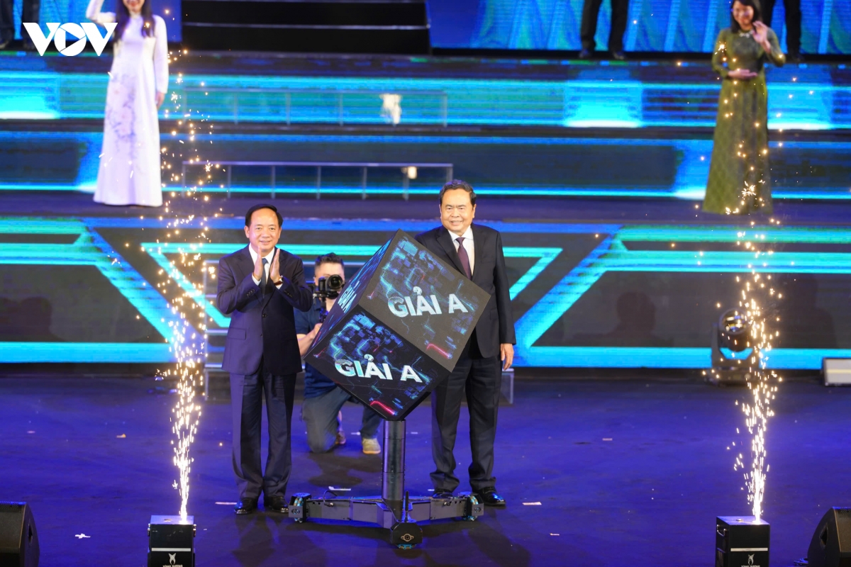 toan canh le trao giai bao chi quoc gia lan thu xx - nam 2025 hinh anh 9