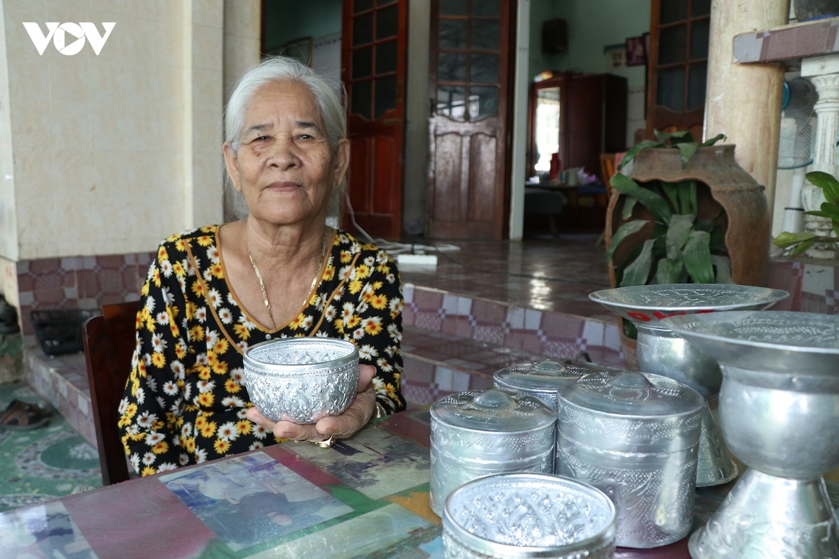 noi niu giu nghe cham bac doc dao cua nguoi cham khanh hoa hinh anh 2