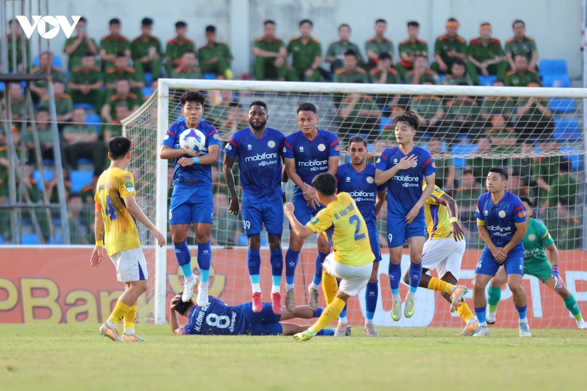 thang pvf-cand sau loat sut luan luu, bac ninh gianh ve du v-league 2026 2027 hinh anh 18