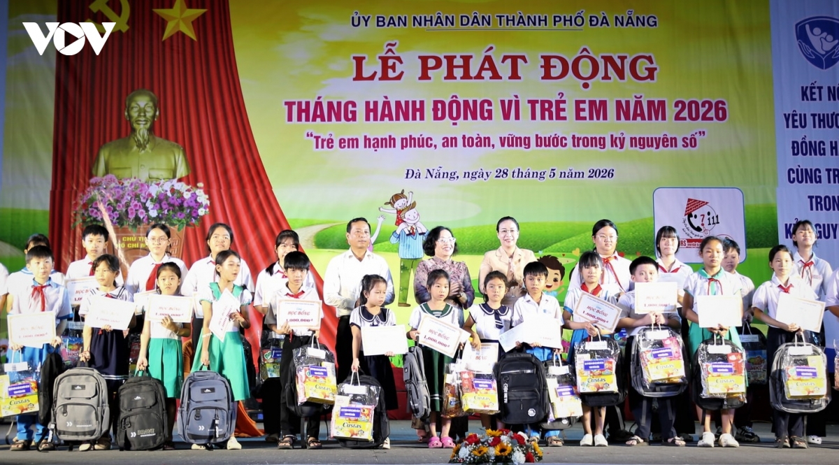 nhieu hoat dong cham lo tre em hoan canh kho khan o vung nui Da nang hinh anh 3