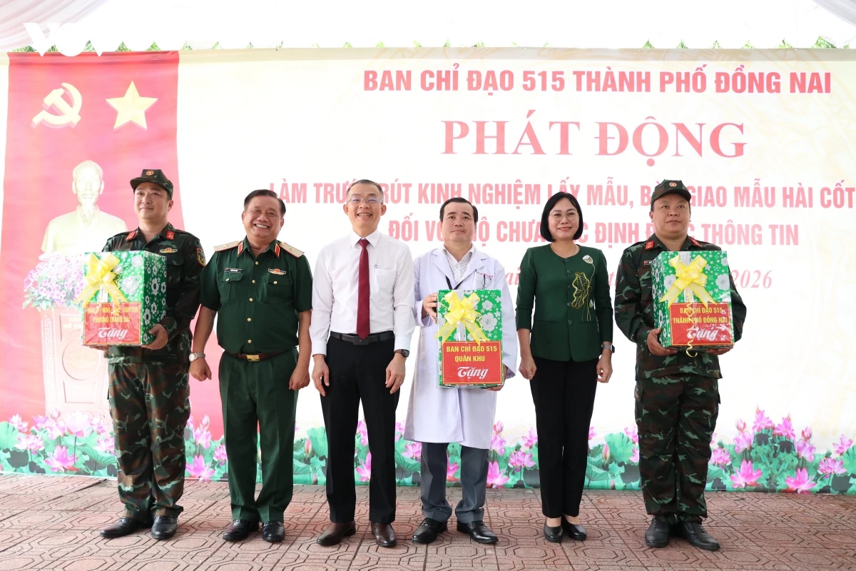 Dong nai lay mau adn de xac dinh danh tinh cho hon 7.700 mo liet si hinh anh 1