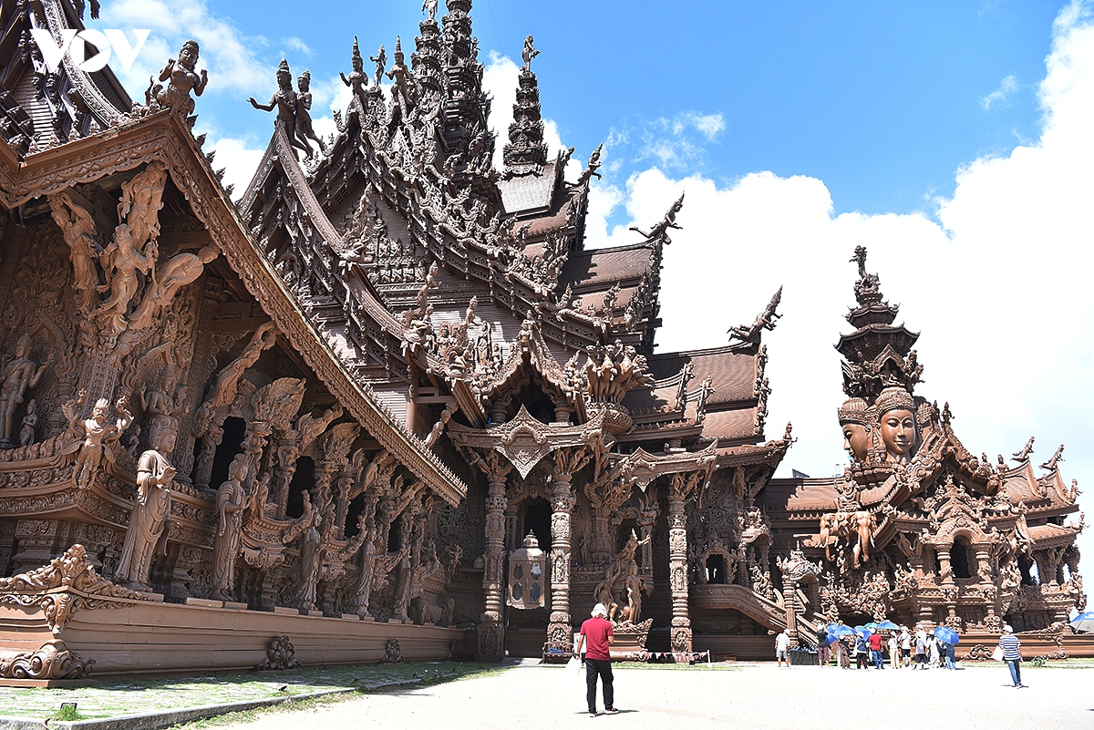 ngoi den huyen bi sanctuary of truth - dinh cao cua nghe thuat moc truyen thong hinh anh 16
