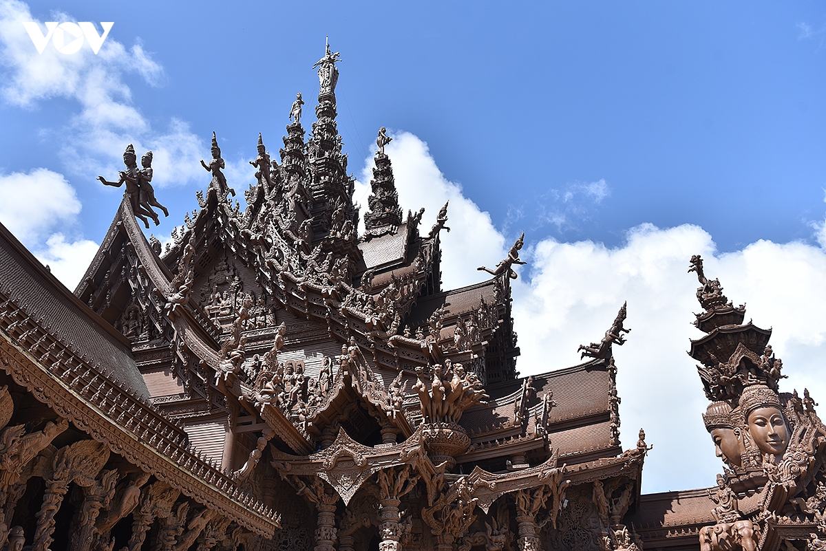 ngoi den huyen bi sanctuary of truth - dinh cao cua nghe thuat moc truyen thong hinh anh 18