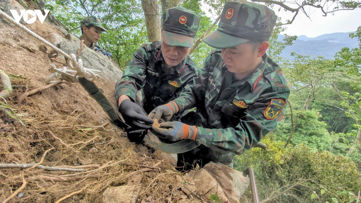 tiep tuc tim kiem duoc 2 hai cot liet si tai diem cao 685, tinh tuyen quang hinh anh 3