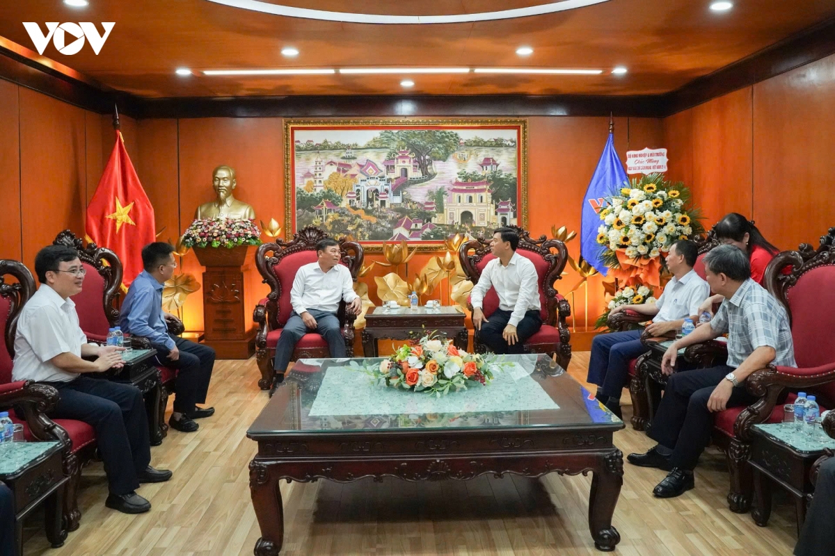 ha noi tran trong su dong hanh cua vov trong tien trinh phat trien thu do hinh anh 3
