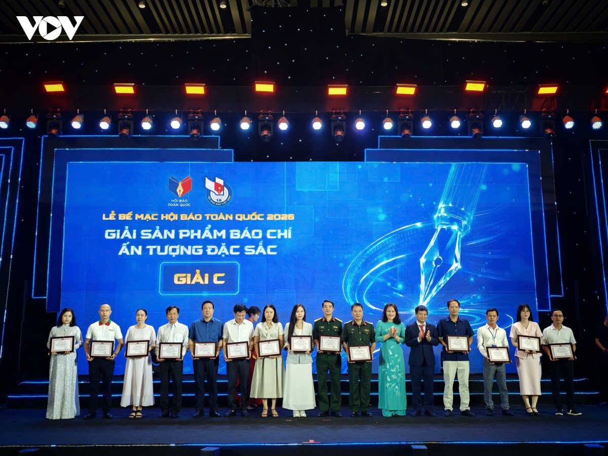 An tuong le be mac va trao giai tai hoi bao toan quoc 2026 hinh anh 14