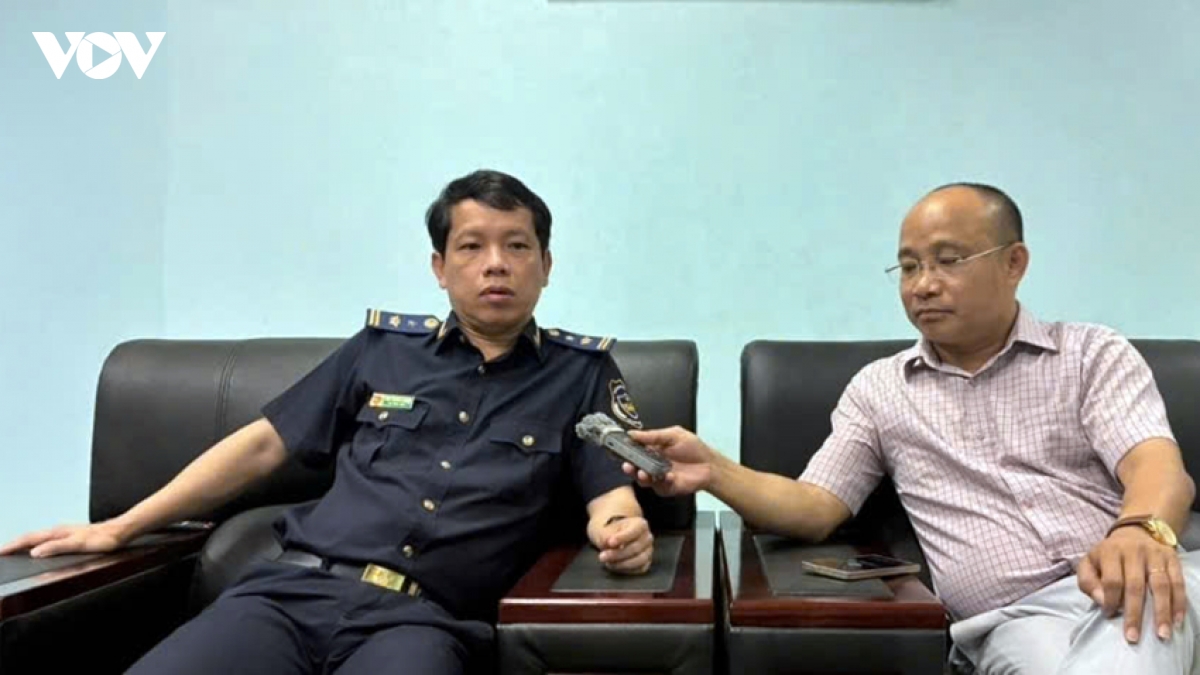 siet chat bien gioi, chong buon lau tai cua khau cau treo hinh anh 2