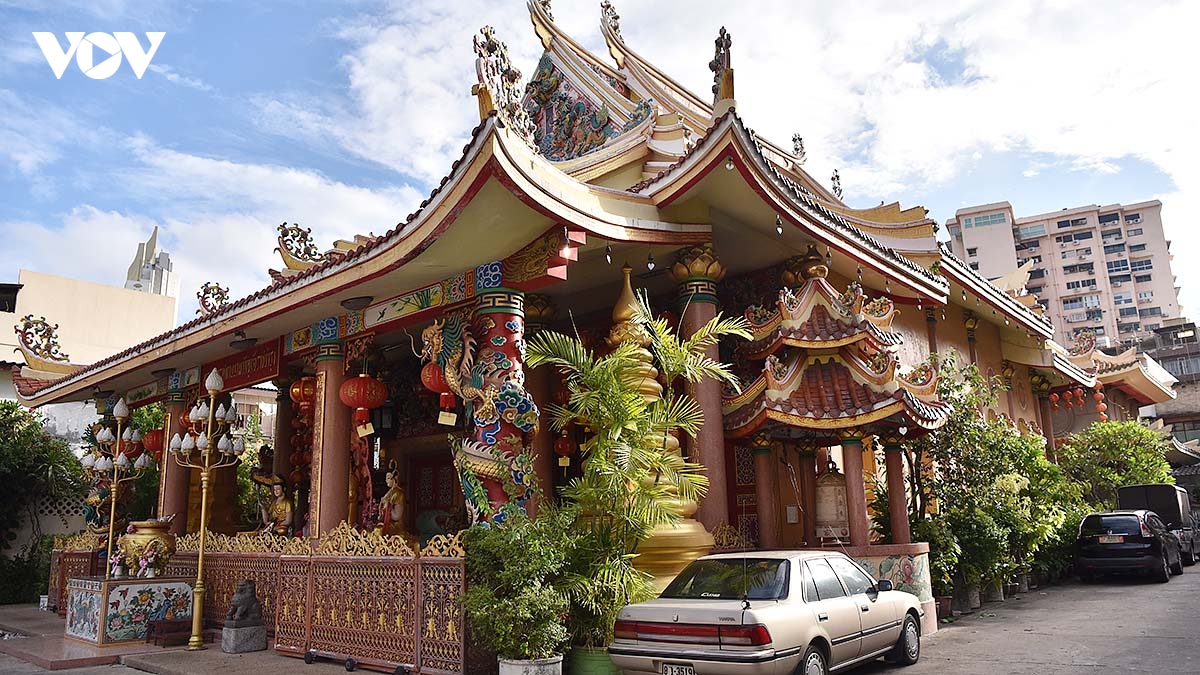 ky la nhuc than bat hoai cua cao tang viet trong chua khanh van o bangkok hinh anh 12