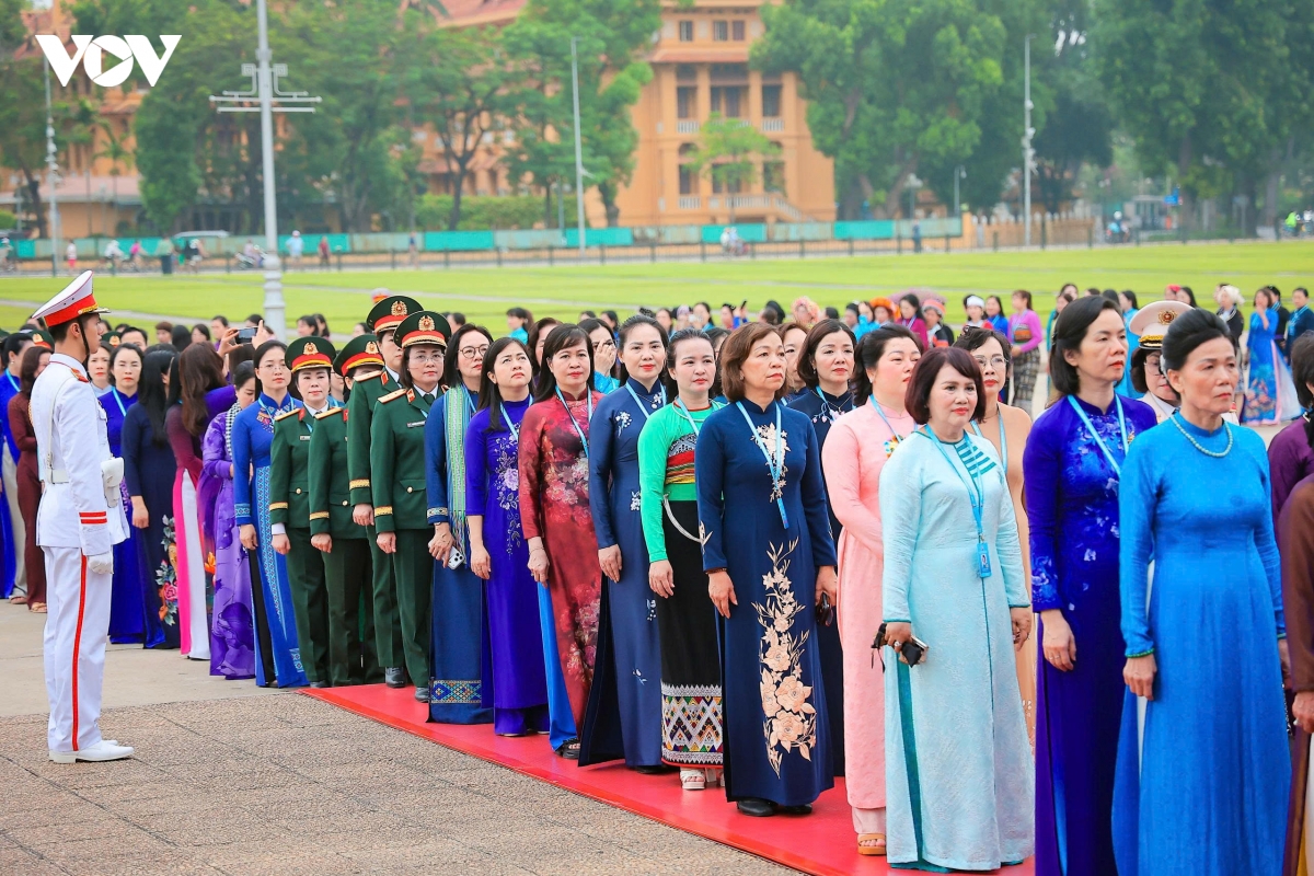 ban be quoc te va kieu bao chuc mung Dai hoi phu nu toan quoc lan thu xiv hinh anh 1