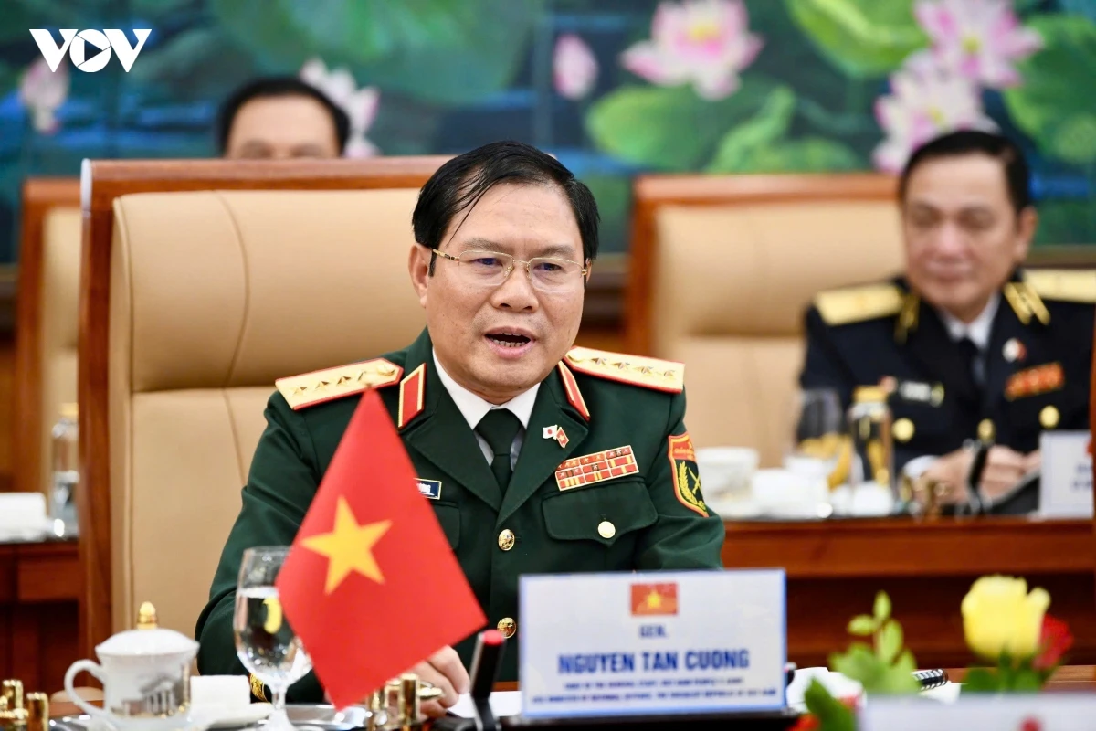 Dai tuong nguyen tan cuong hop tac quoc phong viet nam-nhat ban ngay cang sau sac hinh anh 4