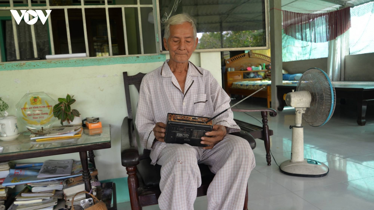 nguoi dang vien khmer tan tuy voi que huong hinh anh 1