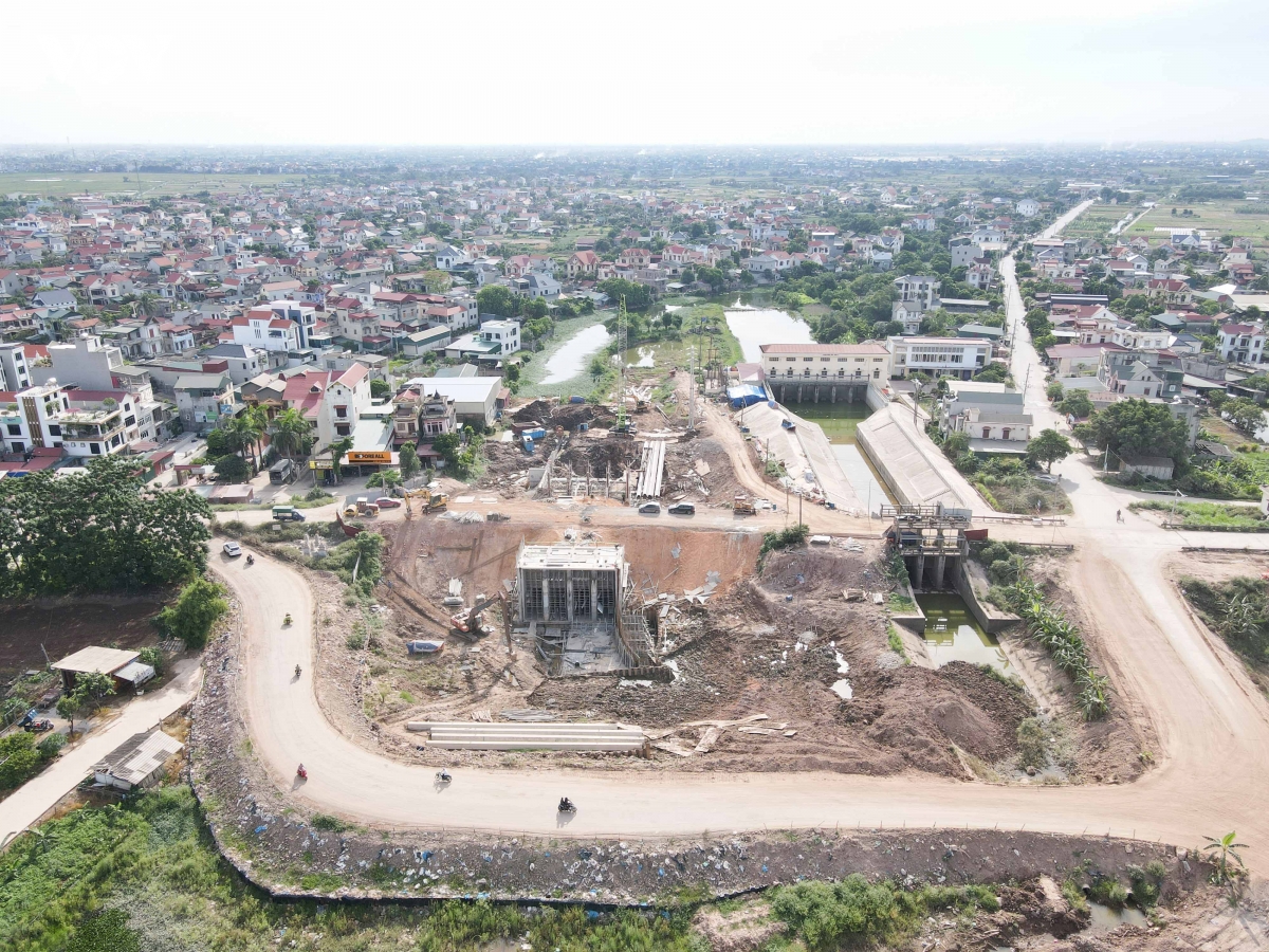 bac ninh chi hon 38 ty dong cai tao, nang cap kenh bac trinh xa hinh anh 1