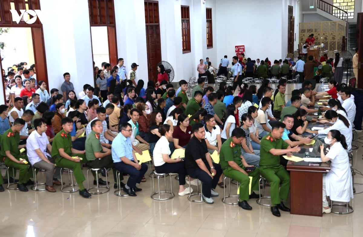 hon 3.000 nguoi dan lai chau dang ky hien mau tinh nguyen hinh anh 1