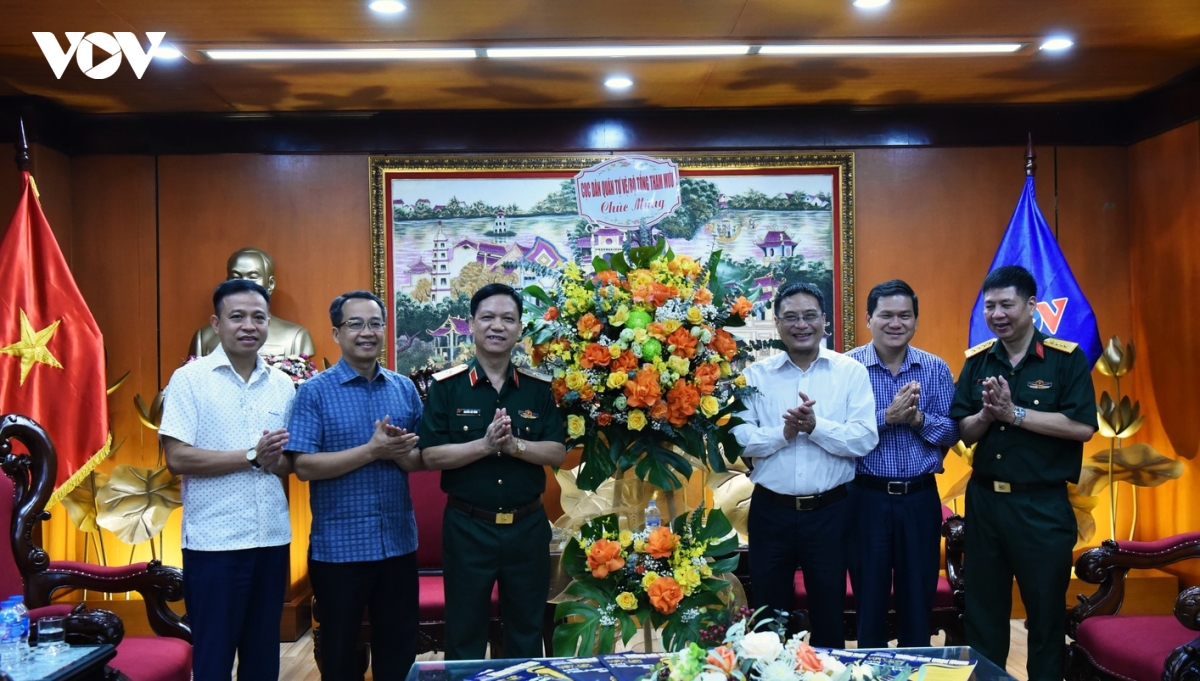 vov khang dinh vai tro bao chi chu luc dua chu truong cua Dang den voi nhan dan hinh anh 11