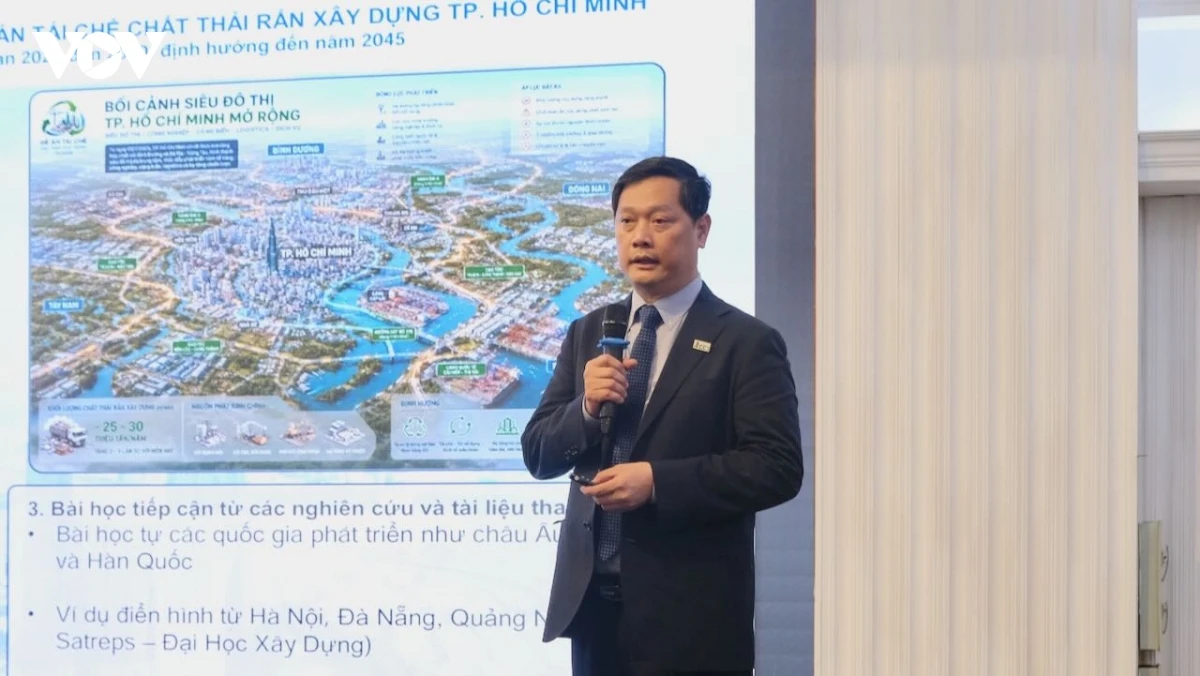 tp.hcm khan truong khai thac mo vang rac thai xay dung hinh anh 3