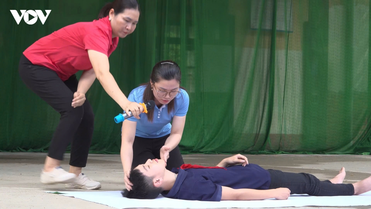 thai nguyen chu dong bao ve tre em truoc nguy co duoi nuoc dip he hinh anh 2