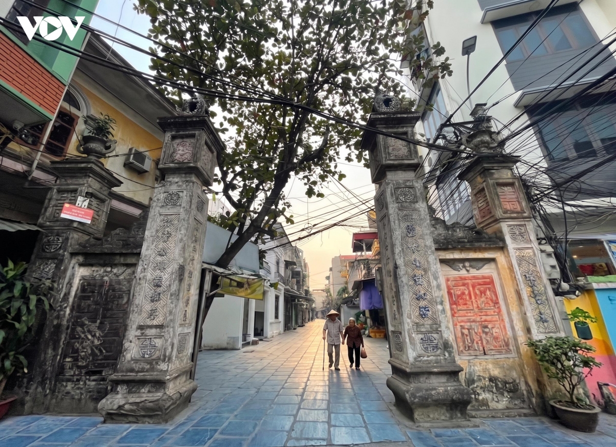 Duong da xanh phu luu gan 100 nam tuoi, dau tich dac biet giua long tu son hinh anh 1