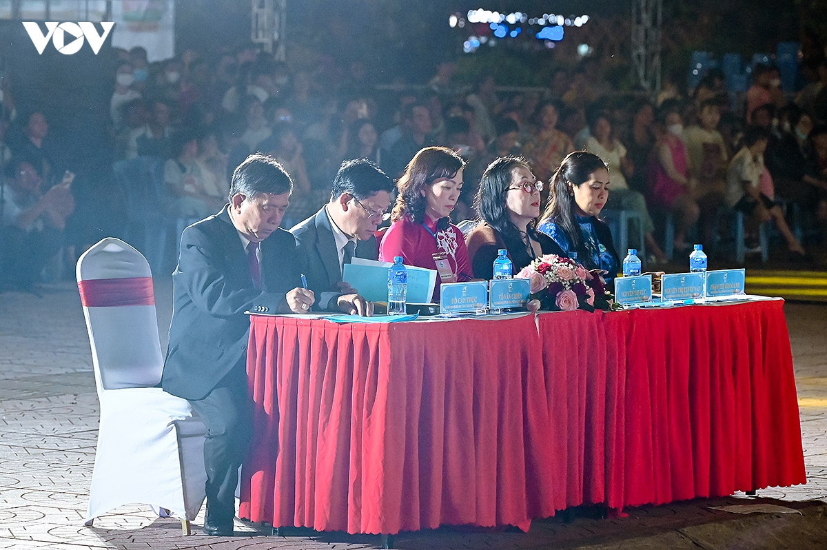nguyen ngoc yen thi gianh giai nhat hoi thi duyen dang miet vuon tinh Dong thap hinh anh 8