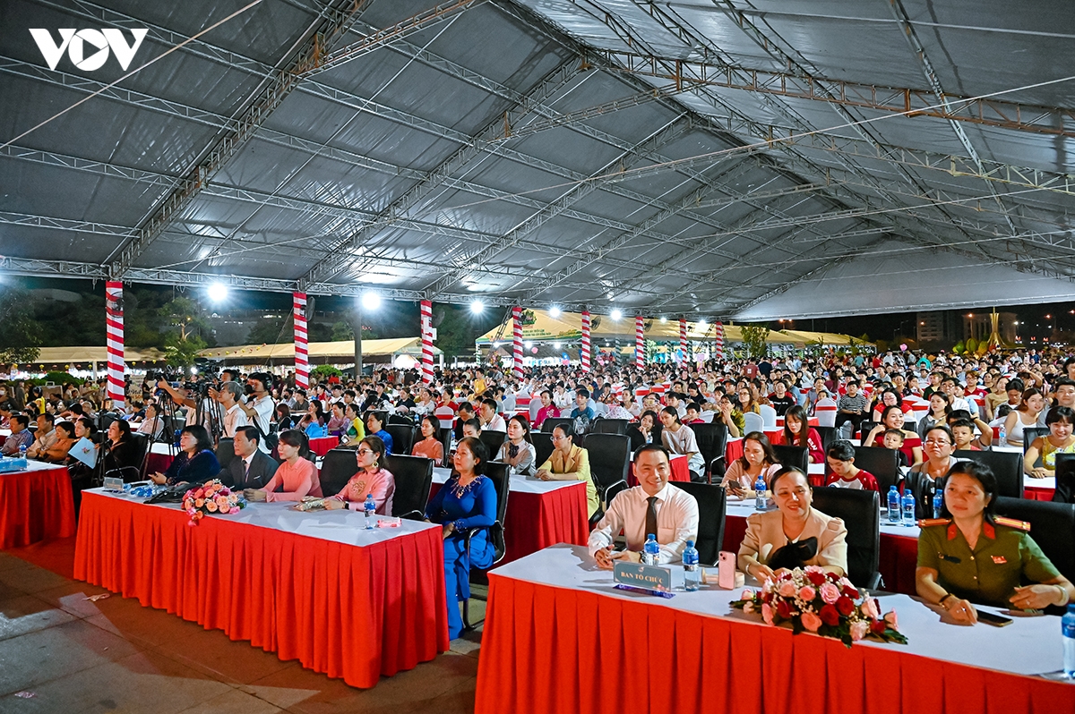 nguyen ngoc yen thi gianh giai nhat hoi thi duyen dang miet vuon tinh Dong thap hinh anh 9