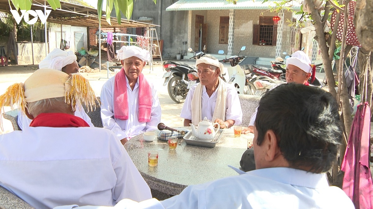 nguoi giu thanh am saranai o lang cham lam thuan hinh anh 3