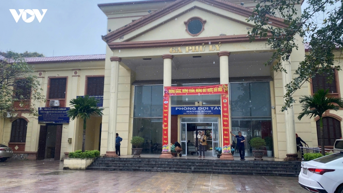 sap co tau chuyen dung dua don y, bac si giua ha noi va ninh binh hinh anh 2