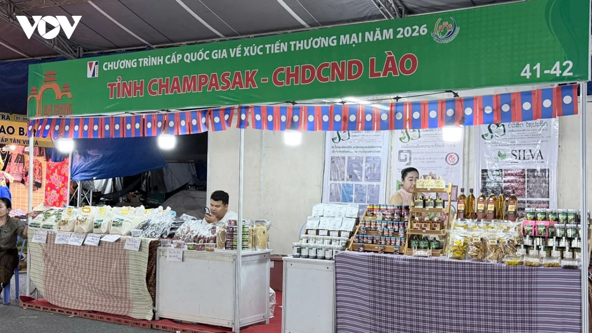hoi cho quoc te tinh bien - an giang khoi thong mach mau kinh te bien mau hinh anh 3