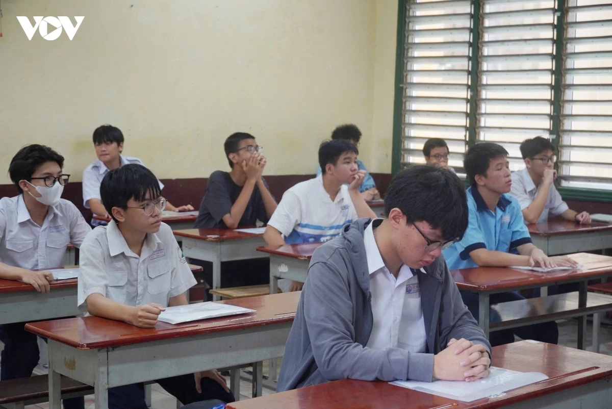 thi lop 10 o tp.hcm De khong danh do, pho diem nao chiem uu the hinh anh 2