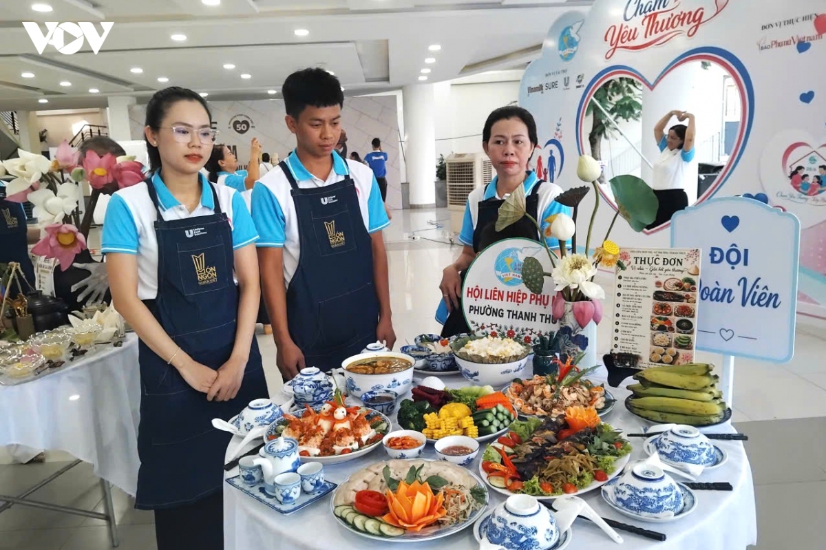 hoi lien hiep phu nu viet nam phat dong huong ung ngay gia dinh viet nam tai hue hinh anh 3