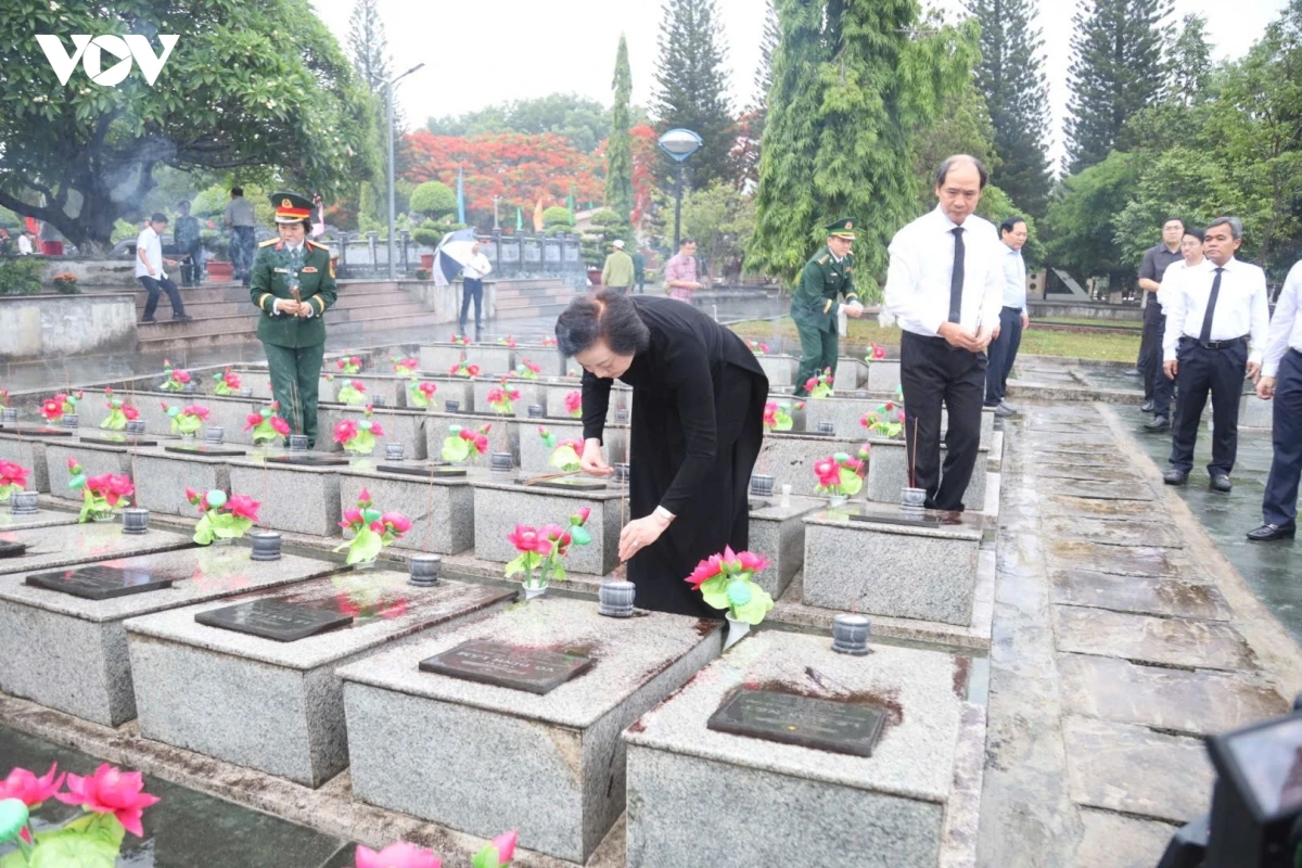khai quat khu vuc nghi co ho chon tap the 70 - 90 liet si tai tinh quang ngai hinh anh 3