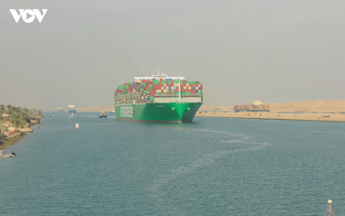doanh thu tu kenh dao suez cua ai cap tang manh hinh anh 1
