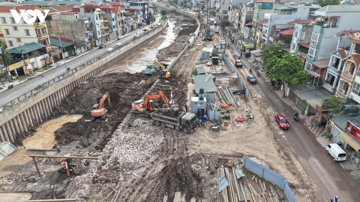 bun dat vai khap duong dan sinh khi thi cong du an kenh la khe, nguoi dan bat an hinh anh 5