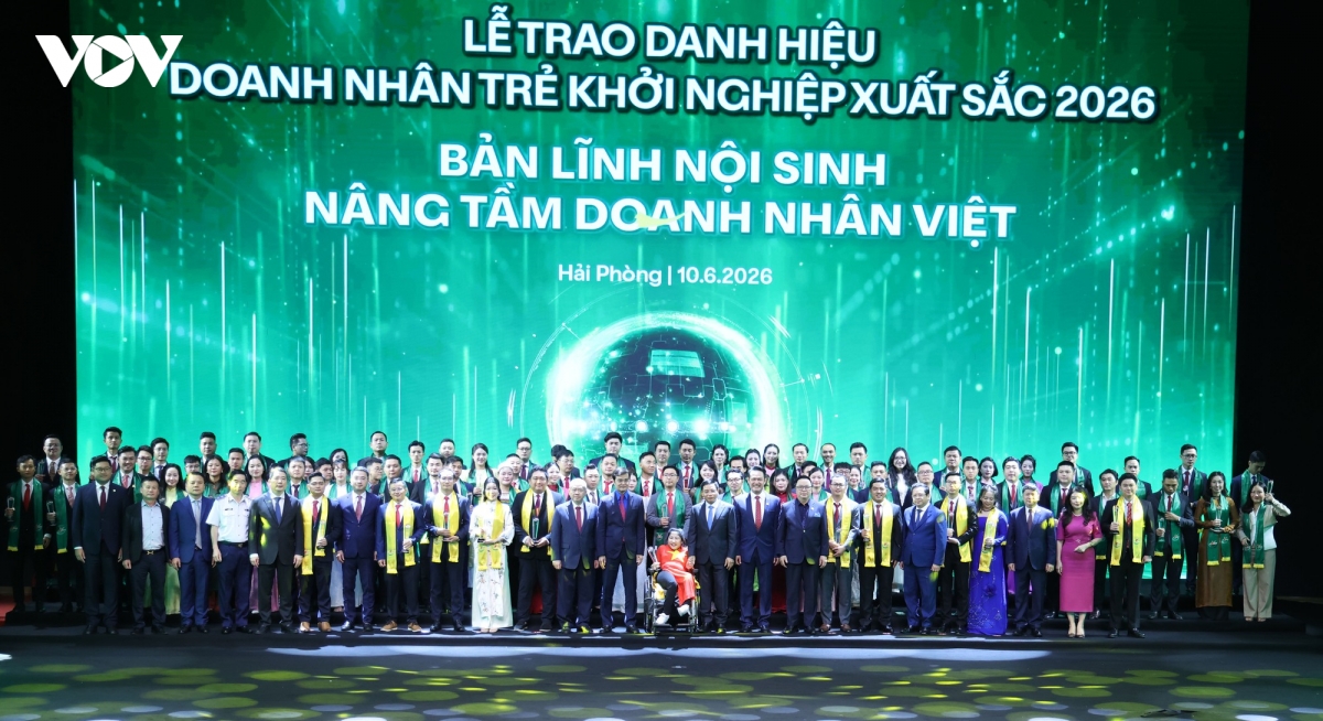 pho thu tuong doanh nhan tre tien phong dua y tuong moi thanh san pham moi hinh anh 2