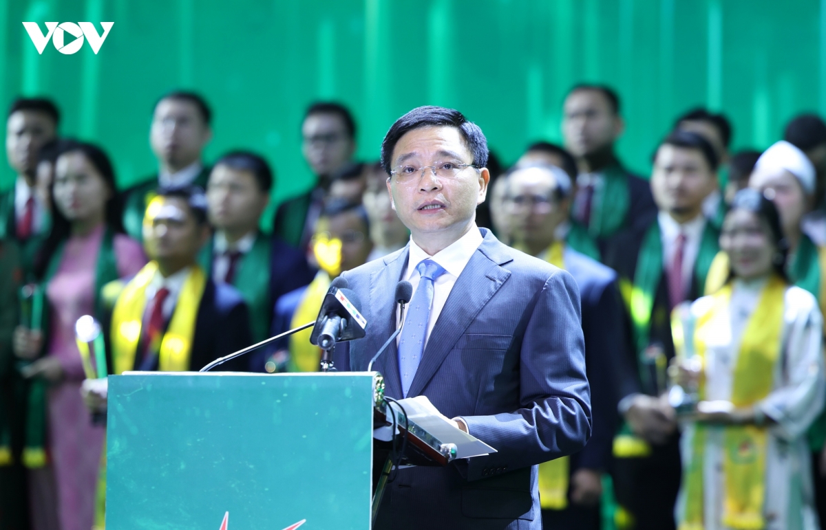 pho thu tuong doanh nhan tre tien phong dua y tuong moi thanh san pham moi hinh anh 1